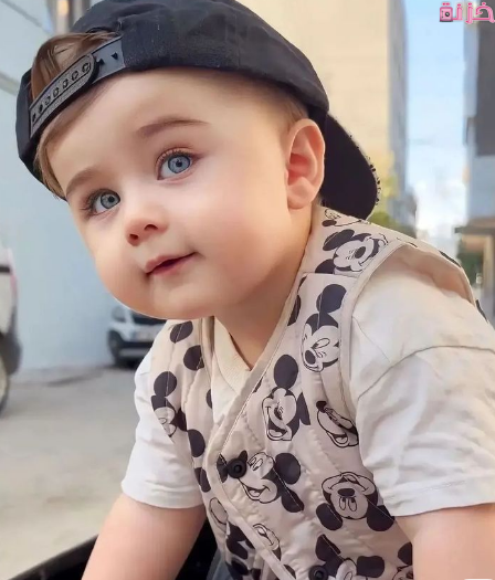 خلفية طفل كيوت