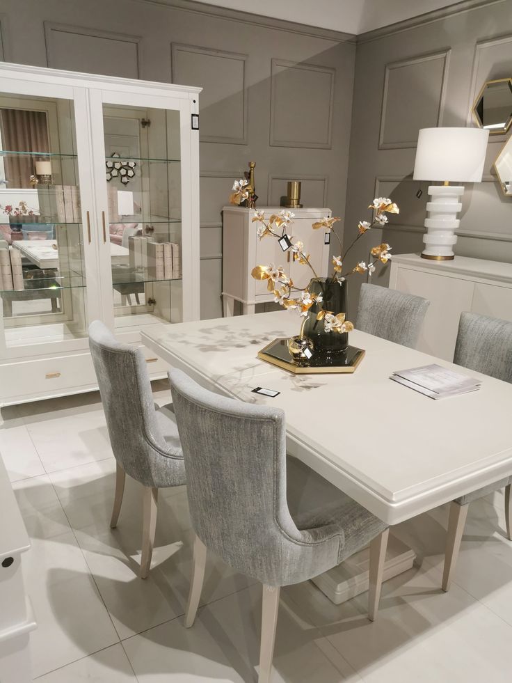 غرف سفرة كاملة بالنيش والبوفيه