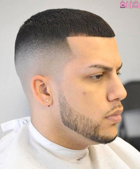 قصات شعر رجالي للشعر المجعد القصير