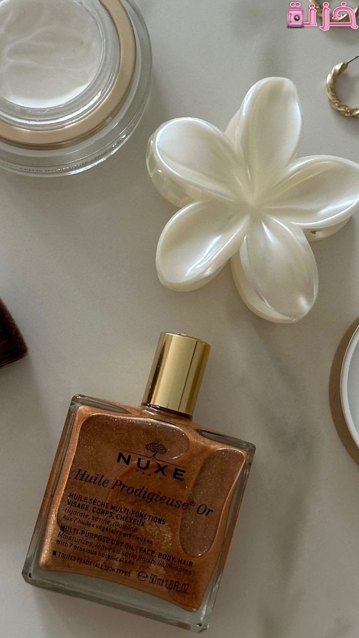 خلفيات بنات للفيس